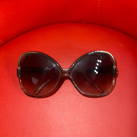 Balenciaga Shades- no box, just sunglasses - Picture 1 of 3